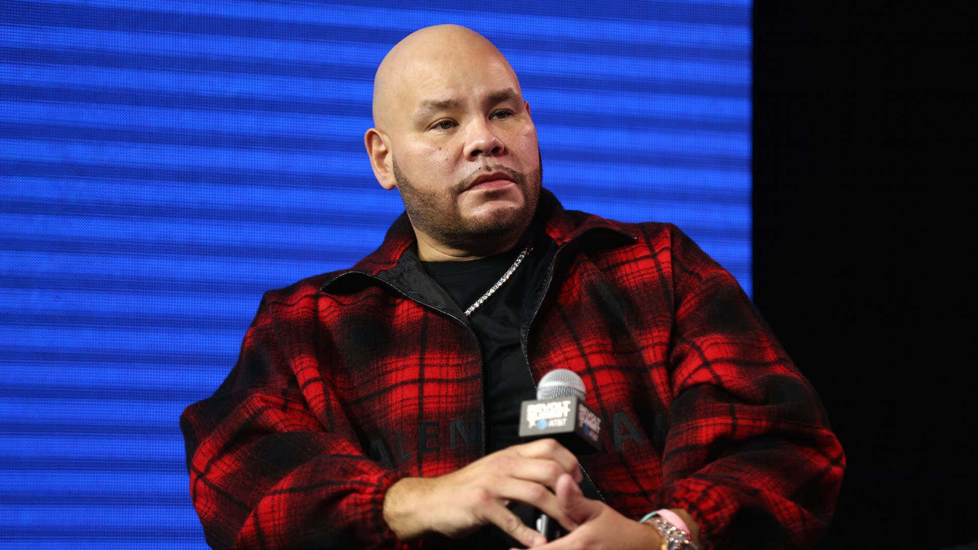 Fat Joe, red plaid jacket, blue striped LED backdrop, Full HD Desktop Wallpaper