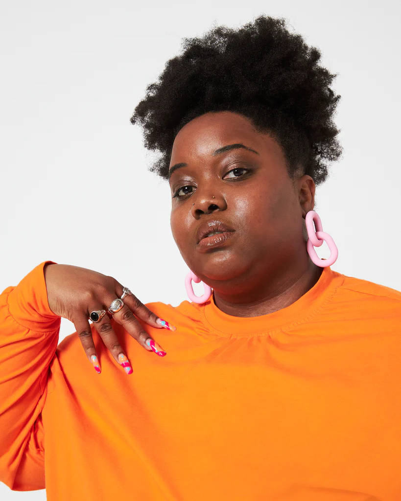 fat black woman, orange, afro hair, SD Phone Wallpaper