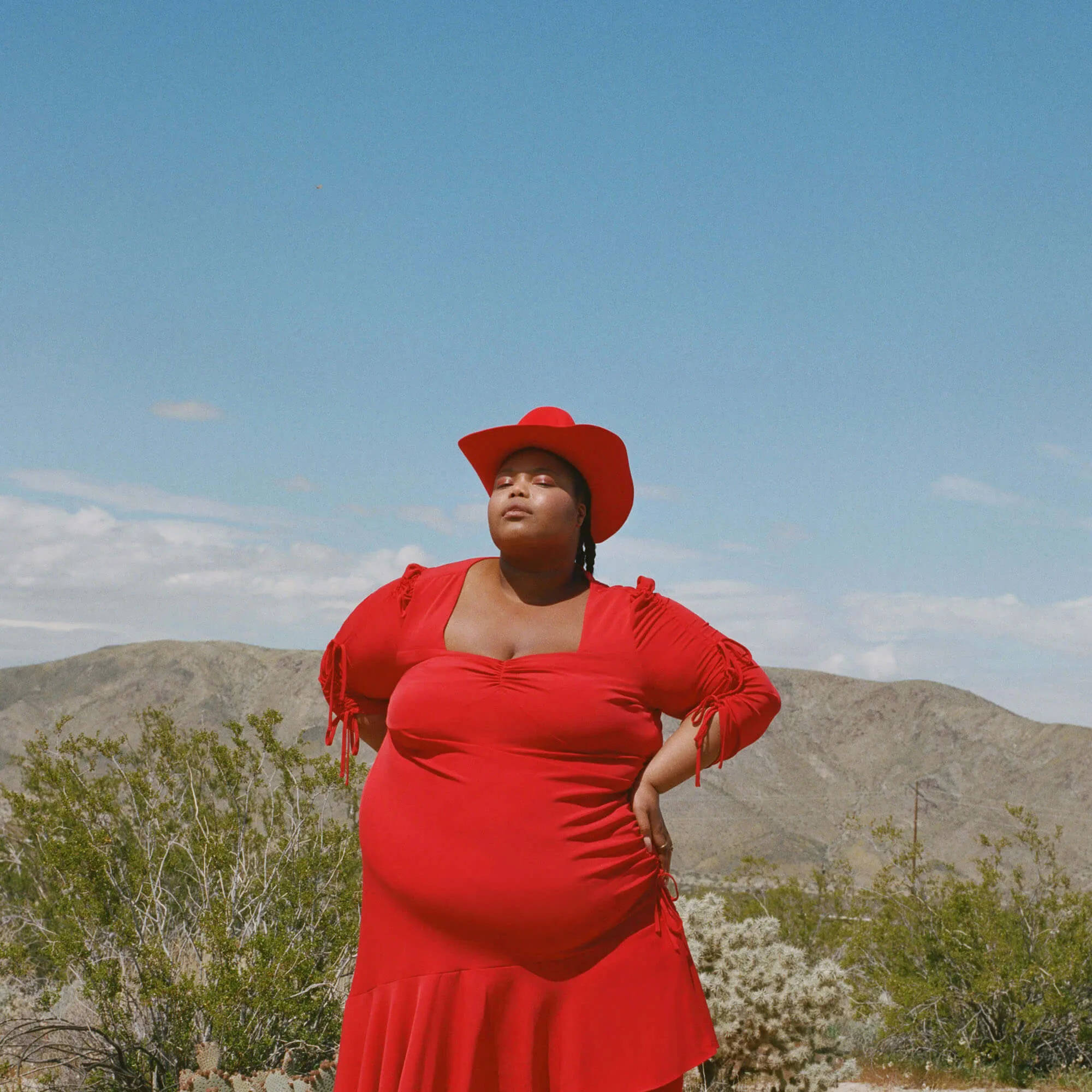 red dress, matching hat, desert backdrop, Full HD Desktop Wallpaper