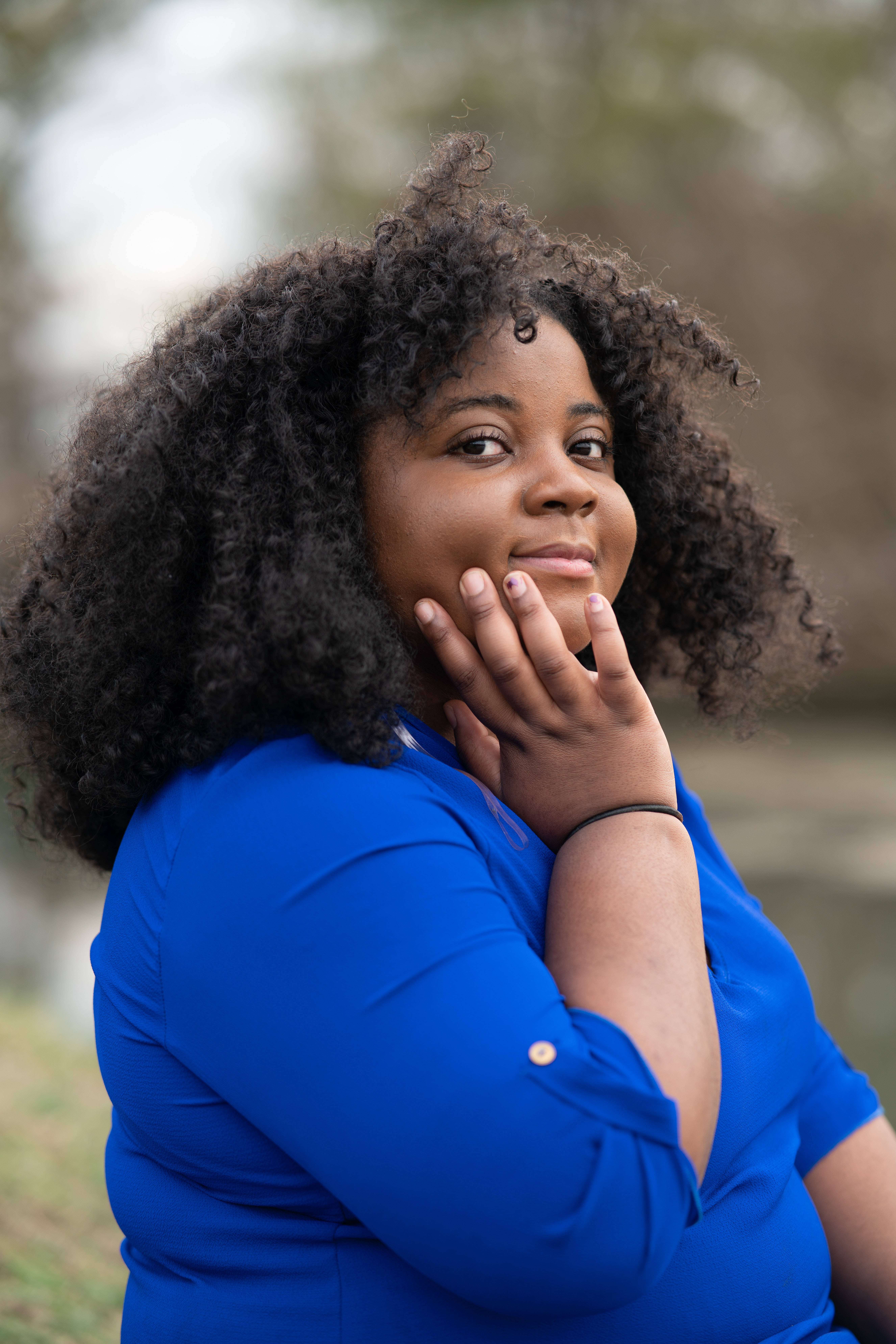Fat Woman, voluminous curly hair, smiles gently, 8K Phone Wallpaper