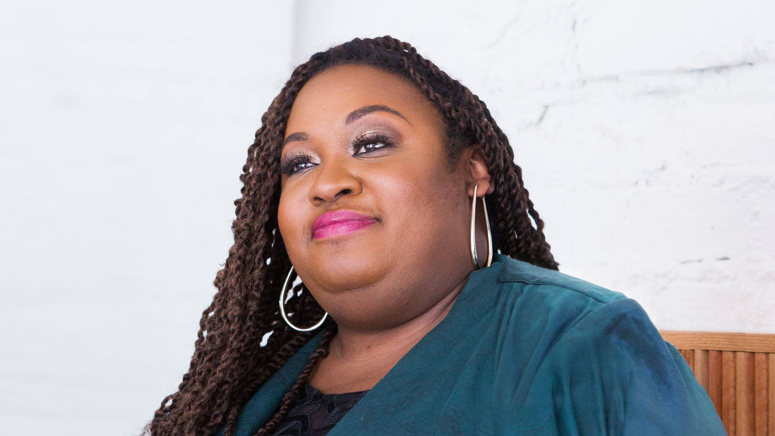 beautiful fat black woman, braided hair, hoop earrings, Full HD Desktop Wallpaper