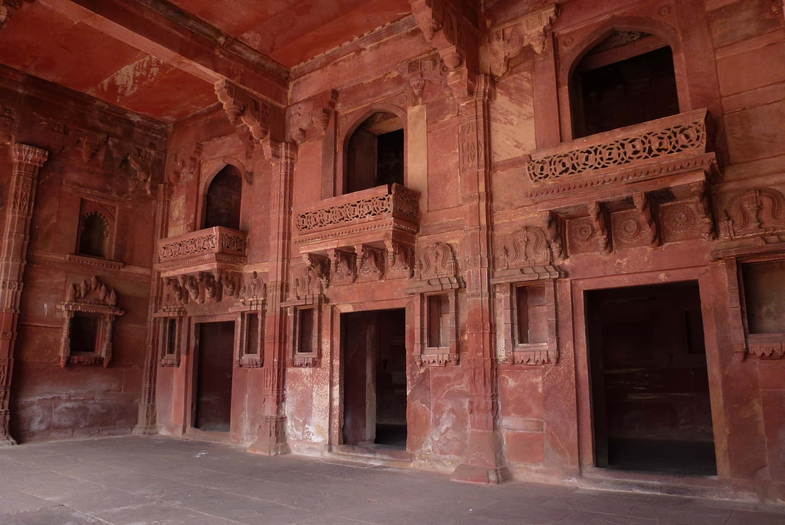 Fatehpur Sikri, red sandstone, intricate carvings, 2K Desktop Wallpaper