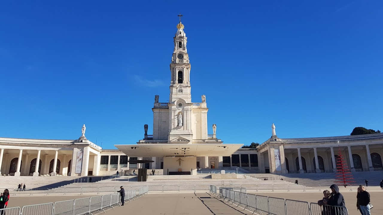 Fatima Sanctuary, white basilica, tall bell tower, HD Desktop Wallpaper