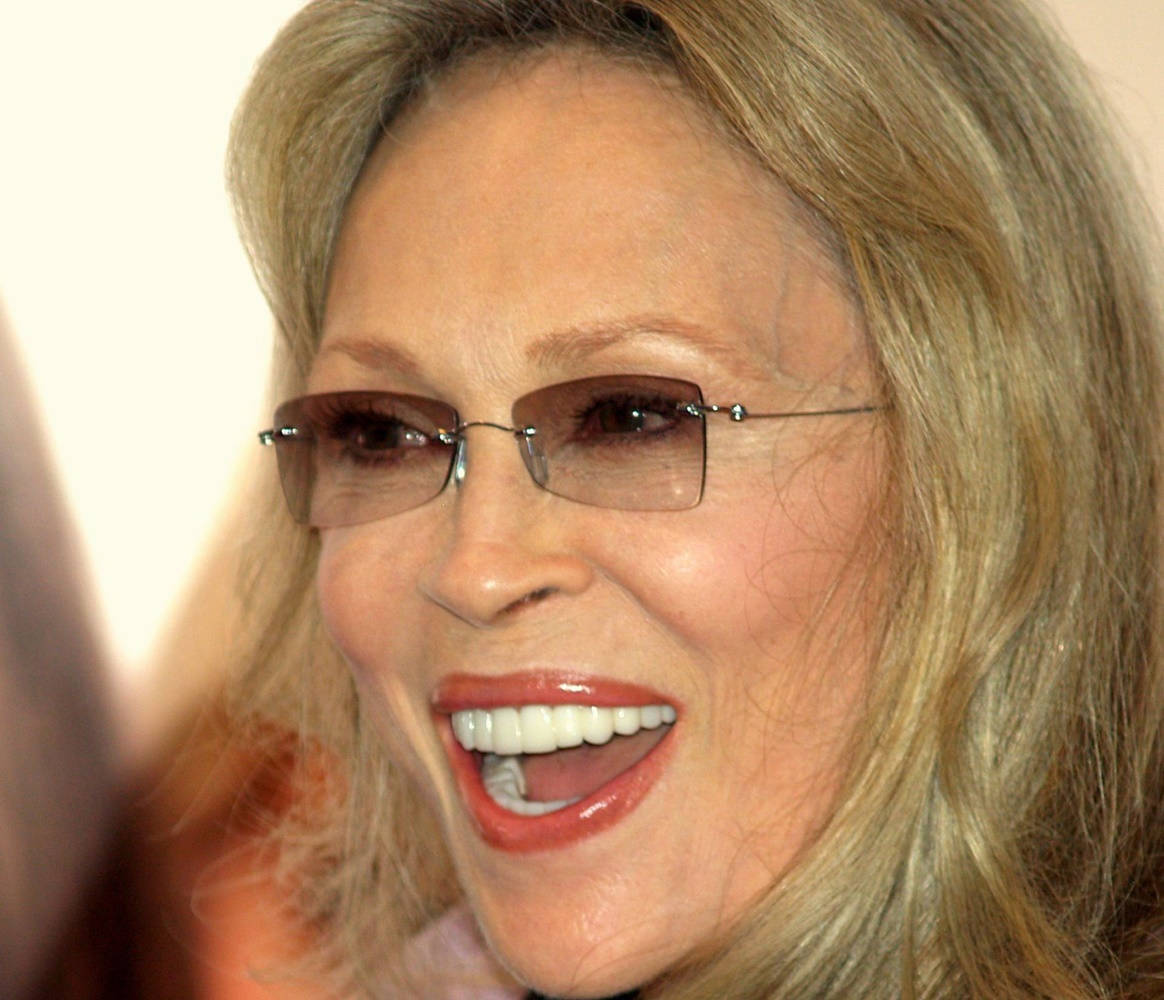 Faye Dunaway, 2008 Tribeca Film Festival, blonde hair, SD Desktop Wallpaper
