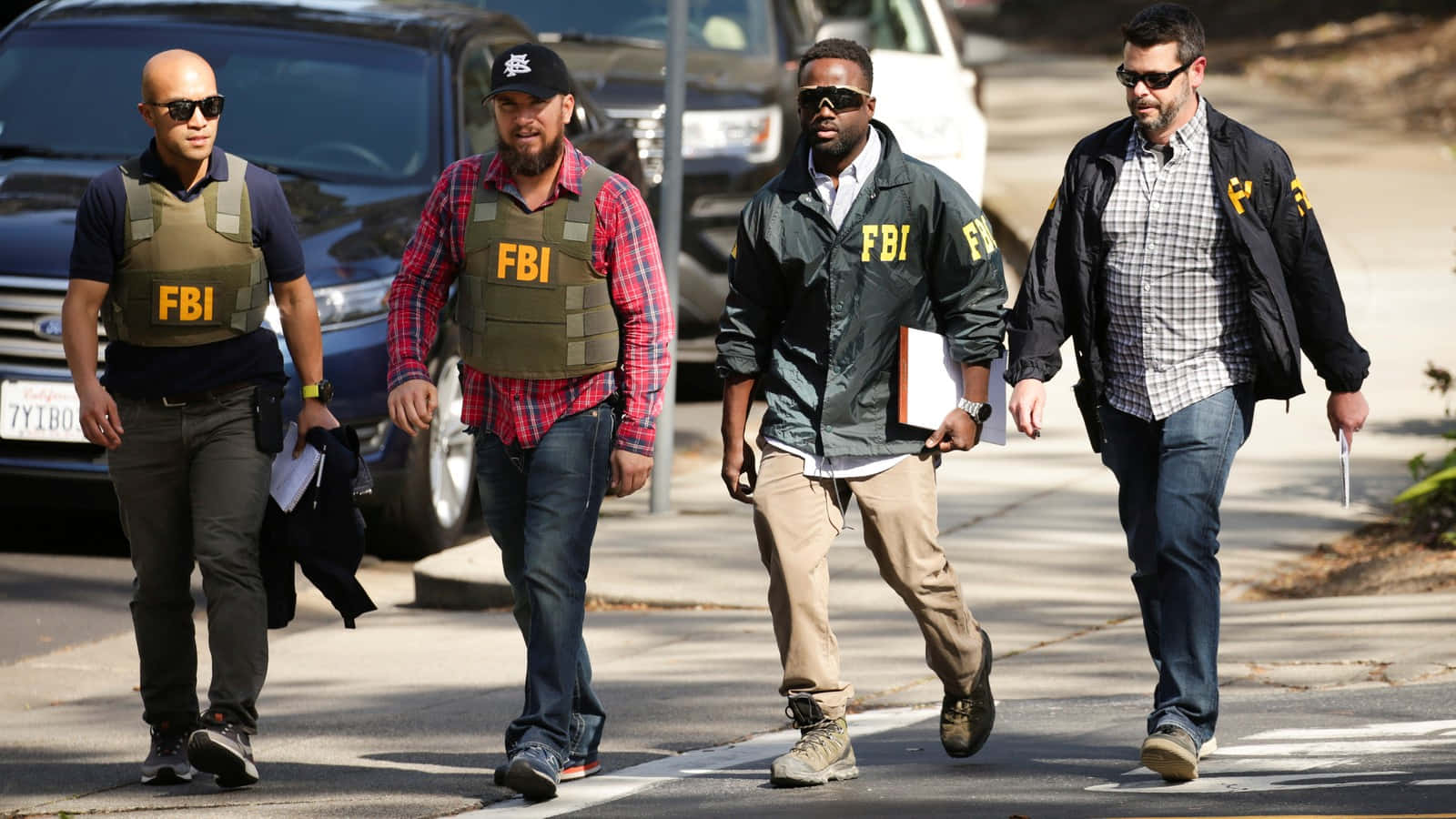 FBI, tactical vests, sunglasses, HD Desktop Wallpaper