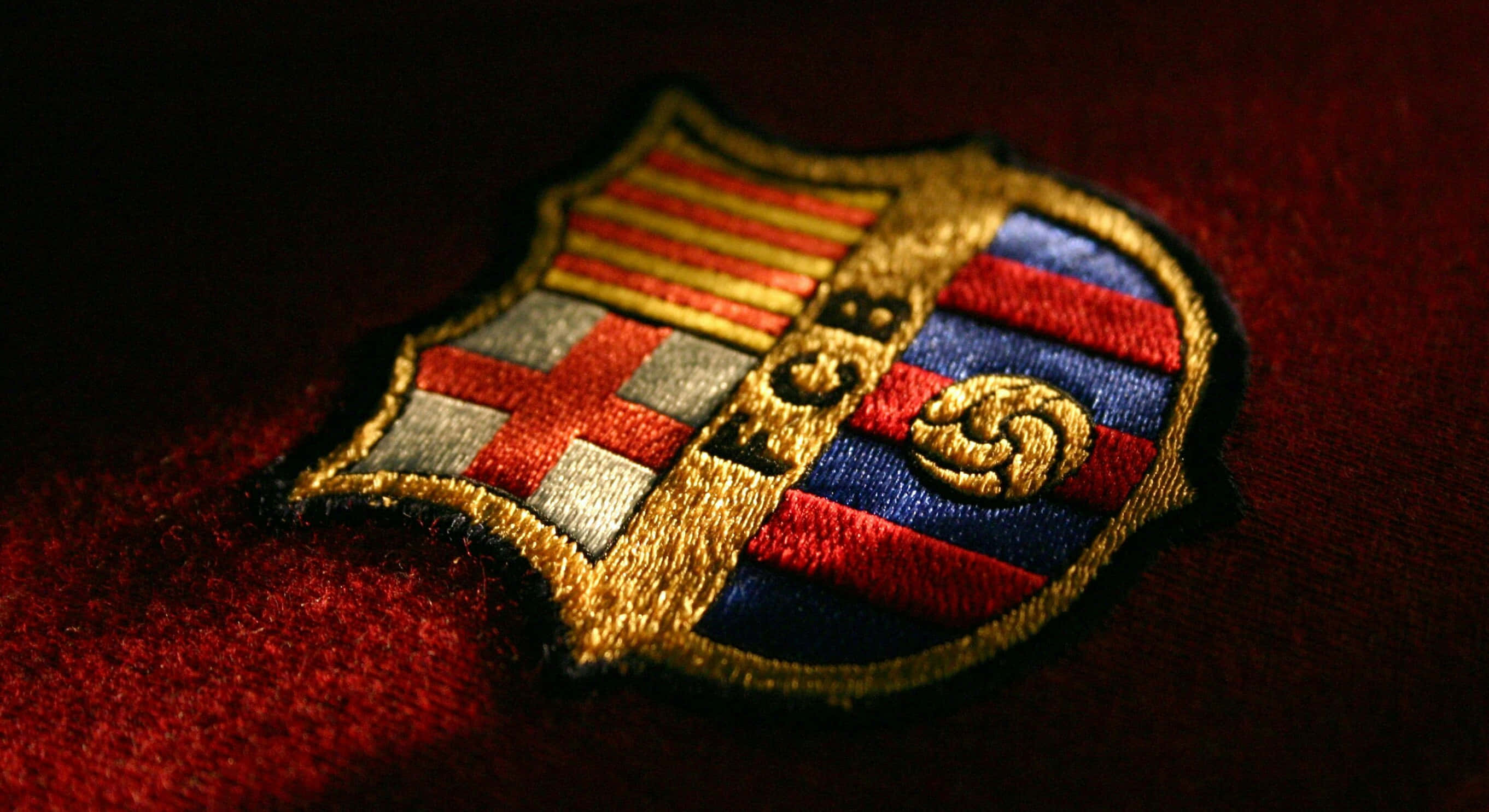 FC Barcelona, FC Barcelona crest, gold red and blue, 2K Desktop Wallpaper