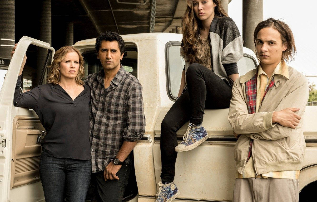 Fear The Walking Dead, blended family, weathered white pickup truck, HD Desktop Wallpaper