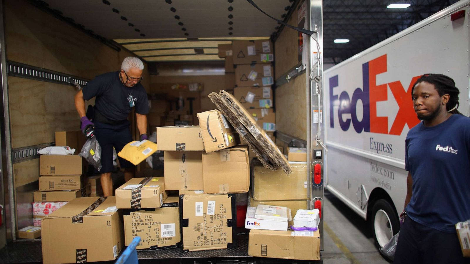 FedEx, truck, cardboard boxes, HD Desktop Wallpaper