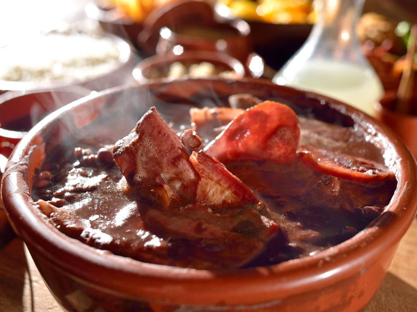 Feijoada, clay bowl, steaming, HD Desktop Wallpaper
