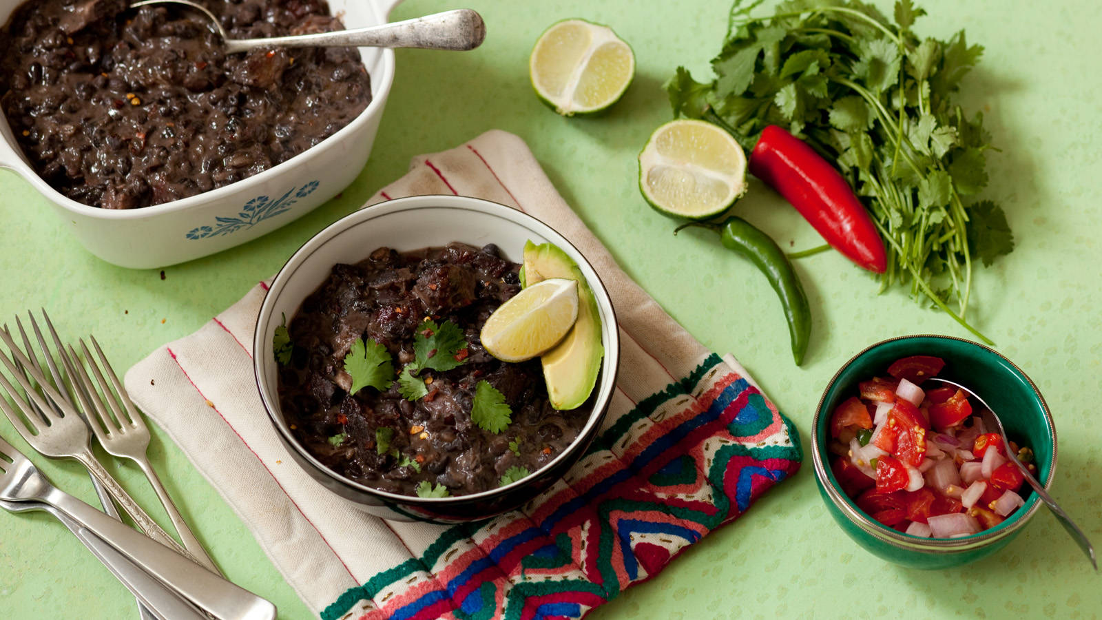 Feijoada, lime green, black beans, HD Desktop Wallpaper