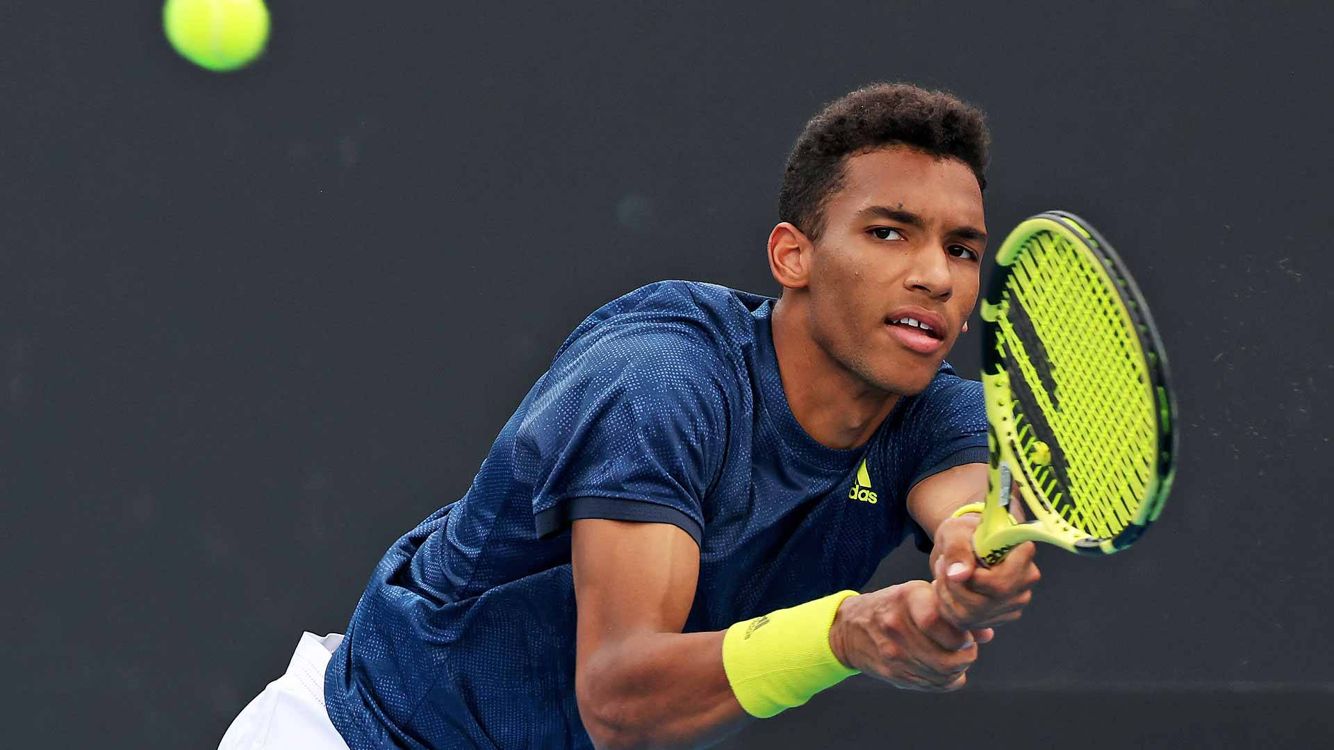 Felix Auger Aliassime, blue shirt, neon yellow wristband, Full HD Desktop Wallpaper