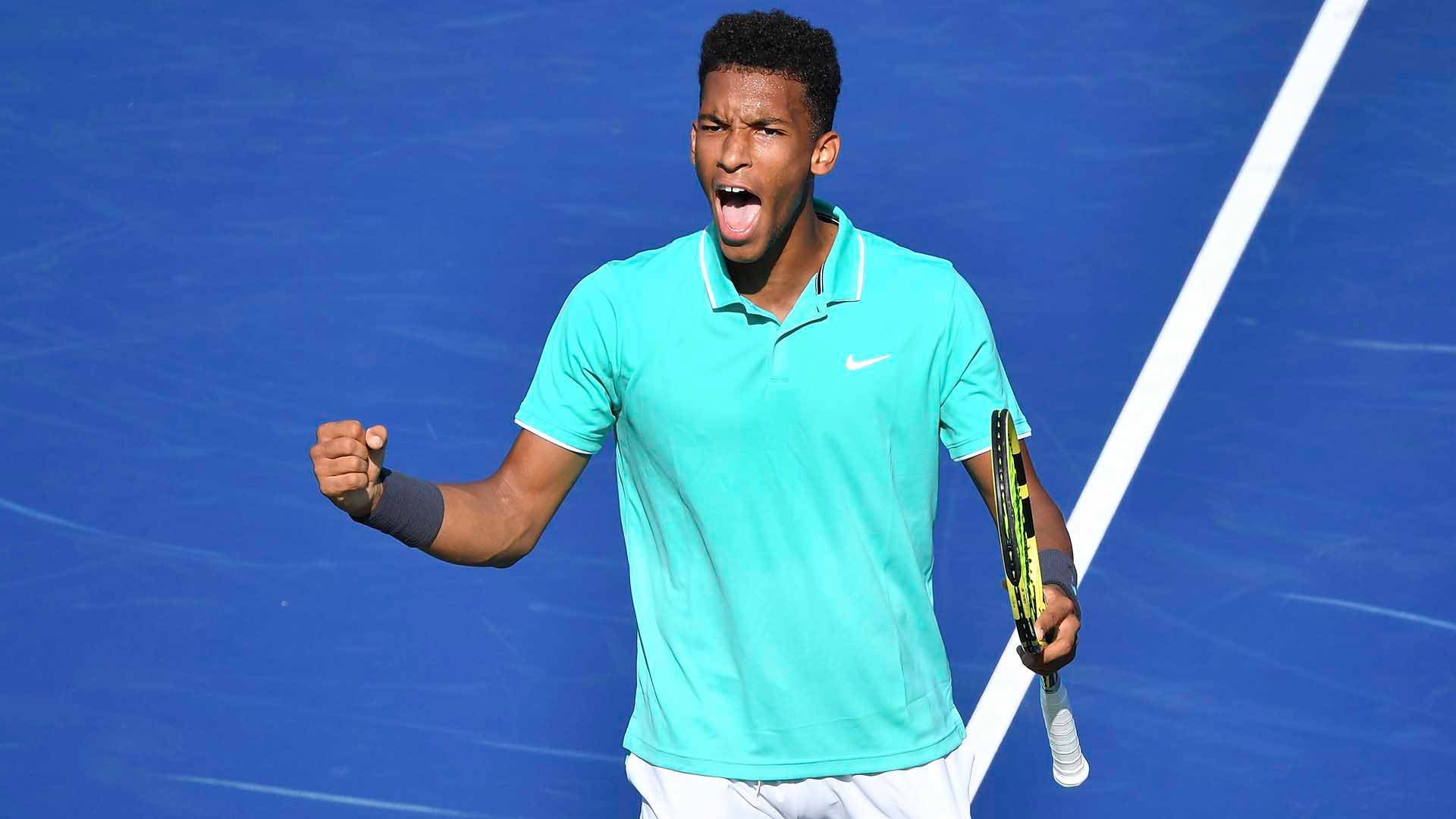 Felix Auger Aliassime, teal shirt, vibrant blue court, Full HD Desktop Wallpaper