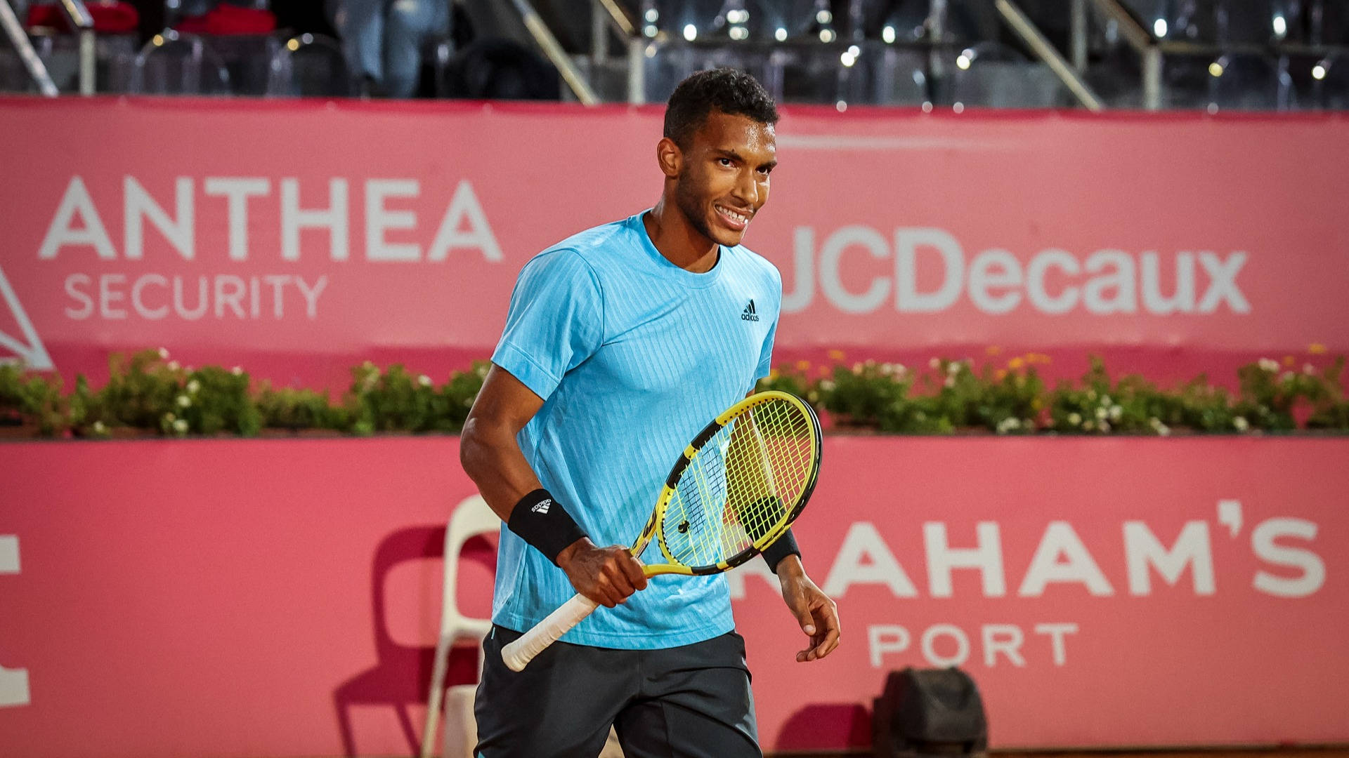 Felix Auger Aliassime, blue shirt, yellow racket, Full HD Desktop Wallpaper