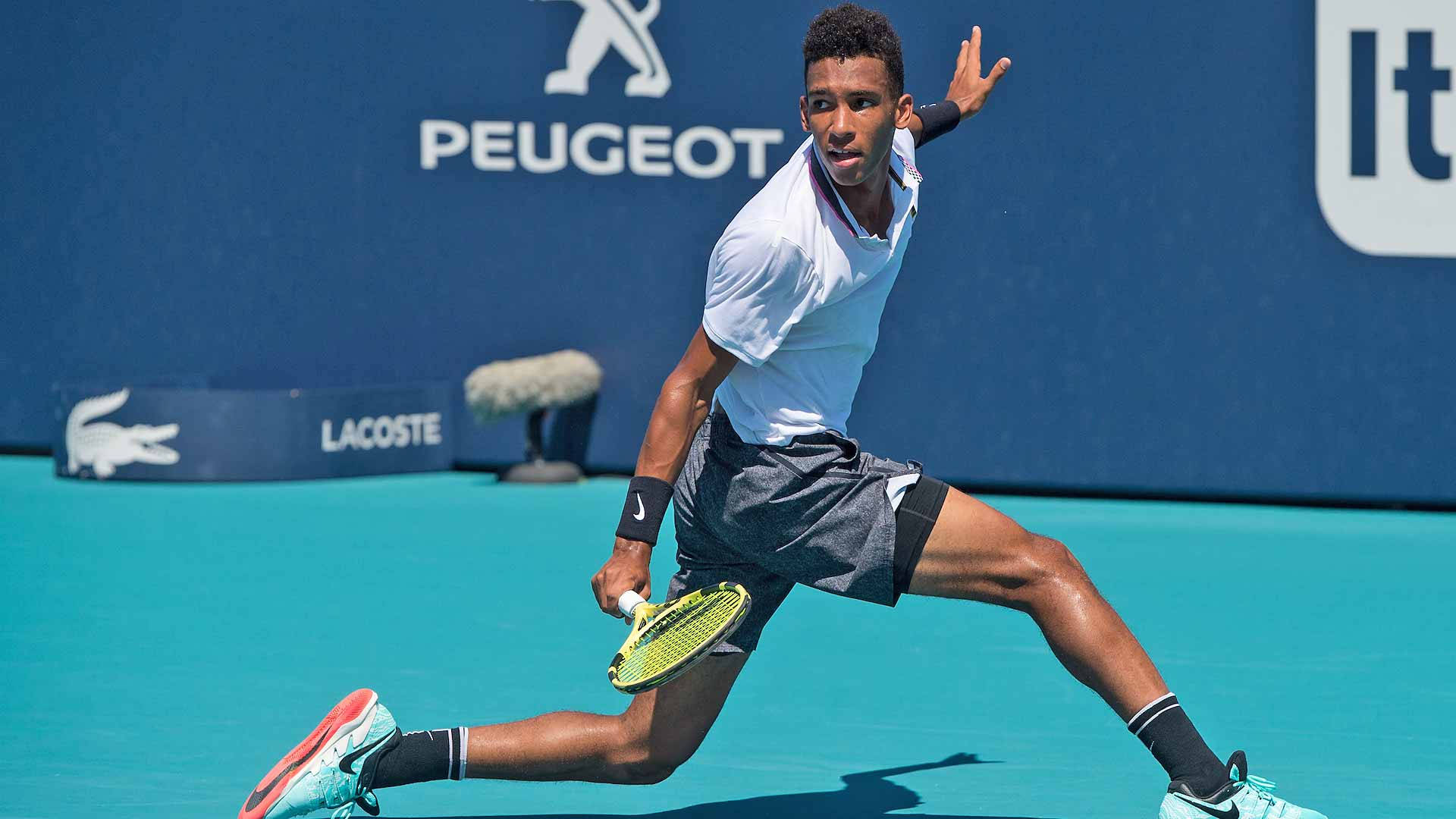 Felix Auger-Aliassime, tennis court, bright blue court, Full HD Desktop Wallpaper