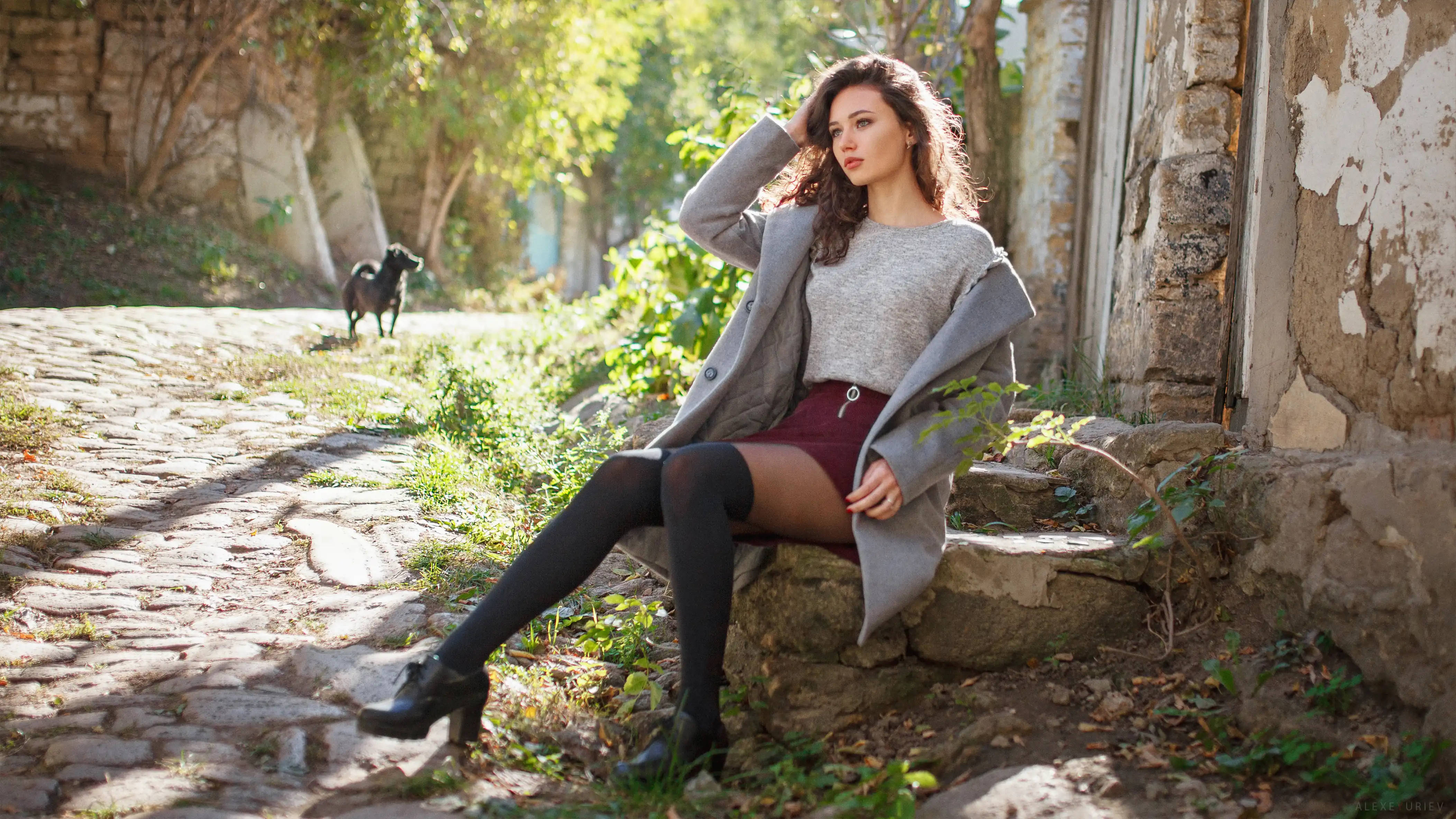 gray coat, red skirt, stone steps, 4K Desktop Wallpaper