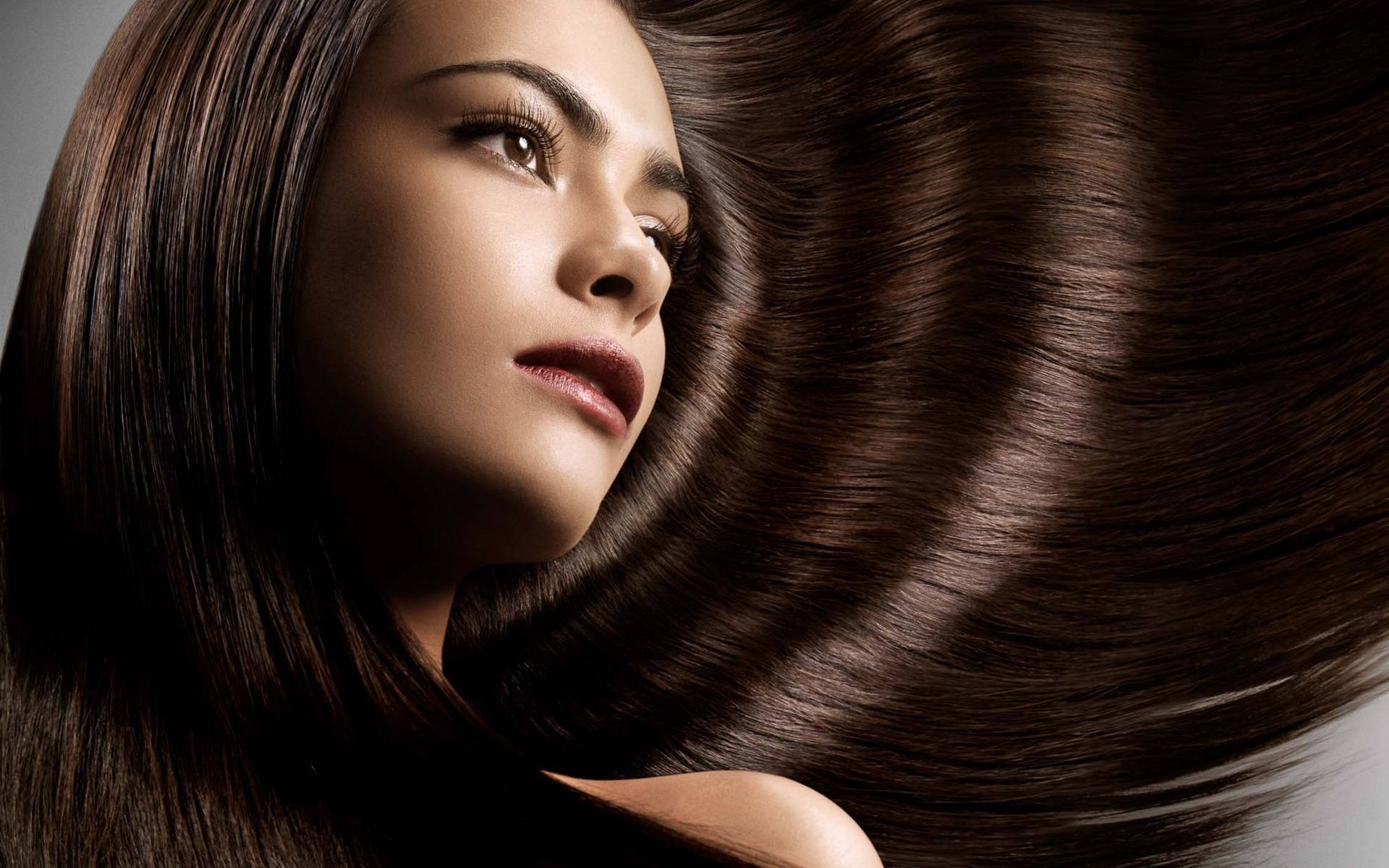 shiny hair, long flowing brown hair, cascades dynamically, Full HD Desktop Wallpaper