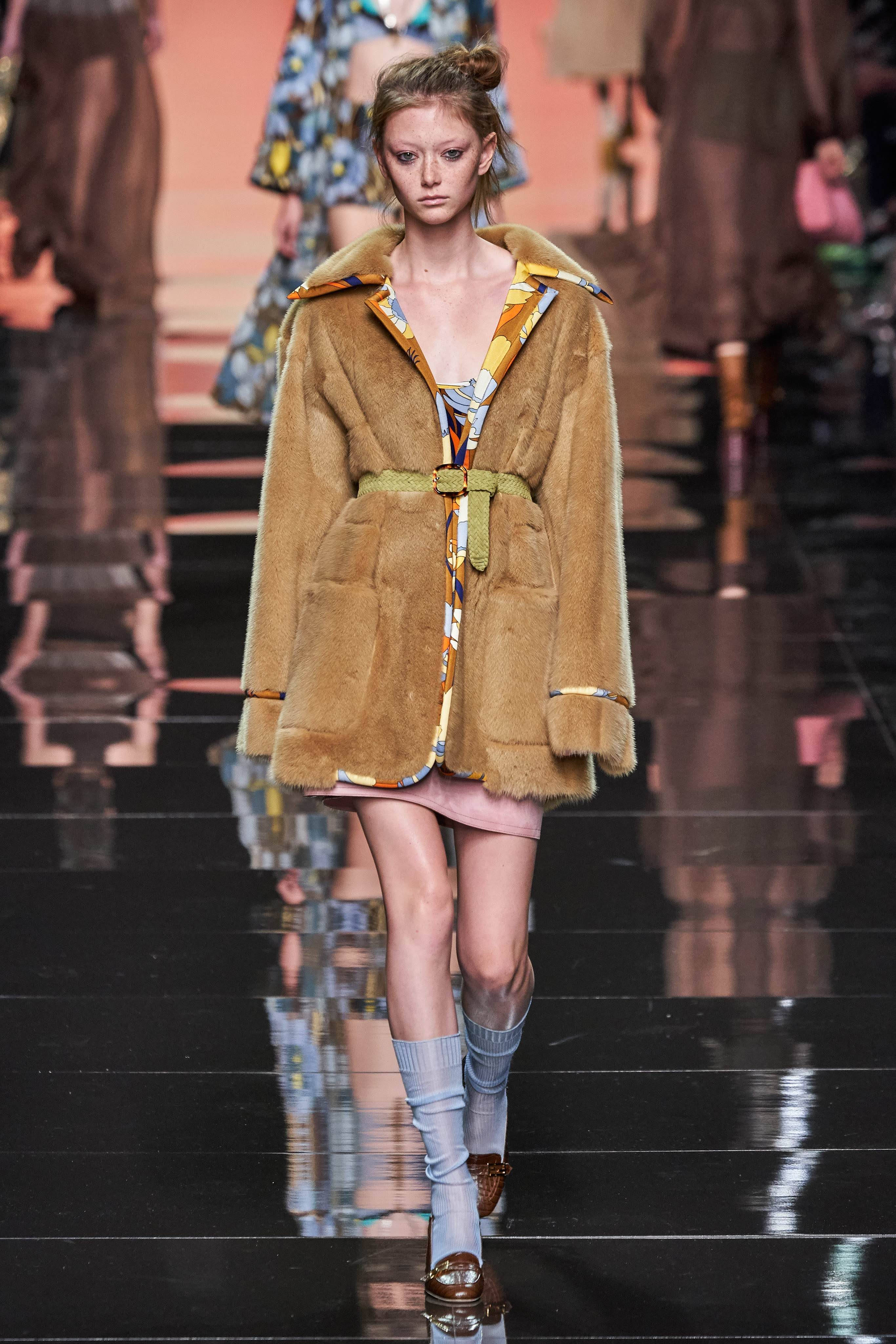 Fendi, fur robe, tan fur coat, 4K Phone Wallpaper