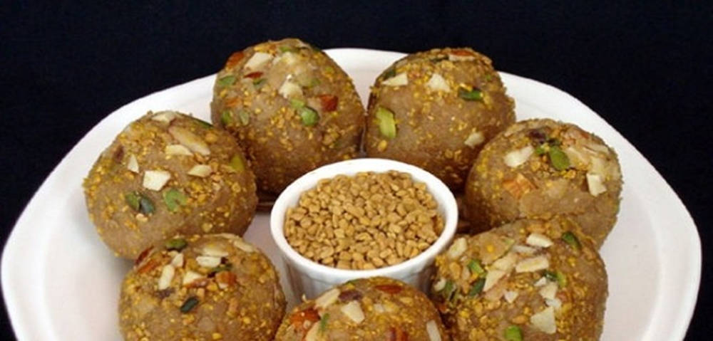 Indian Laddu, fenugreek, golden-brown, SD Desktop Wallpaper