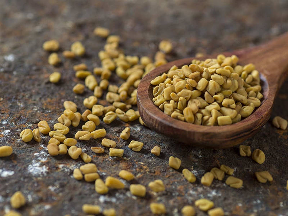 fenugreek seeds, wooden spoon, textured rusty metal surface, SD Desktop Wallpaper