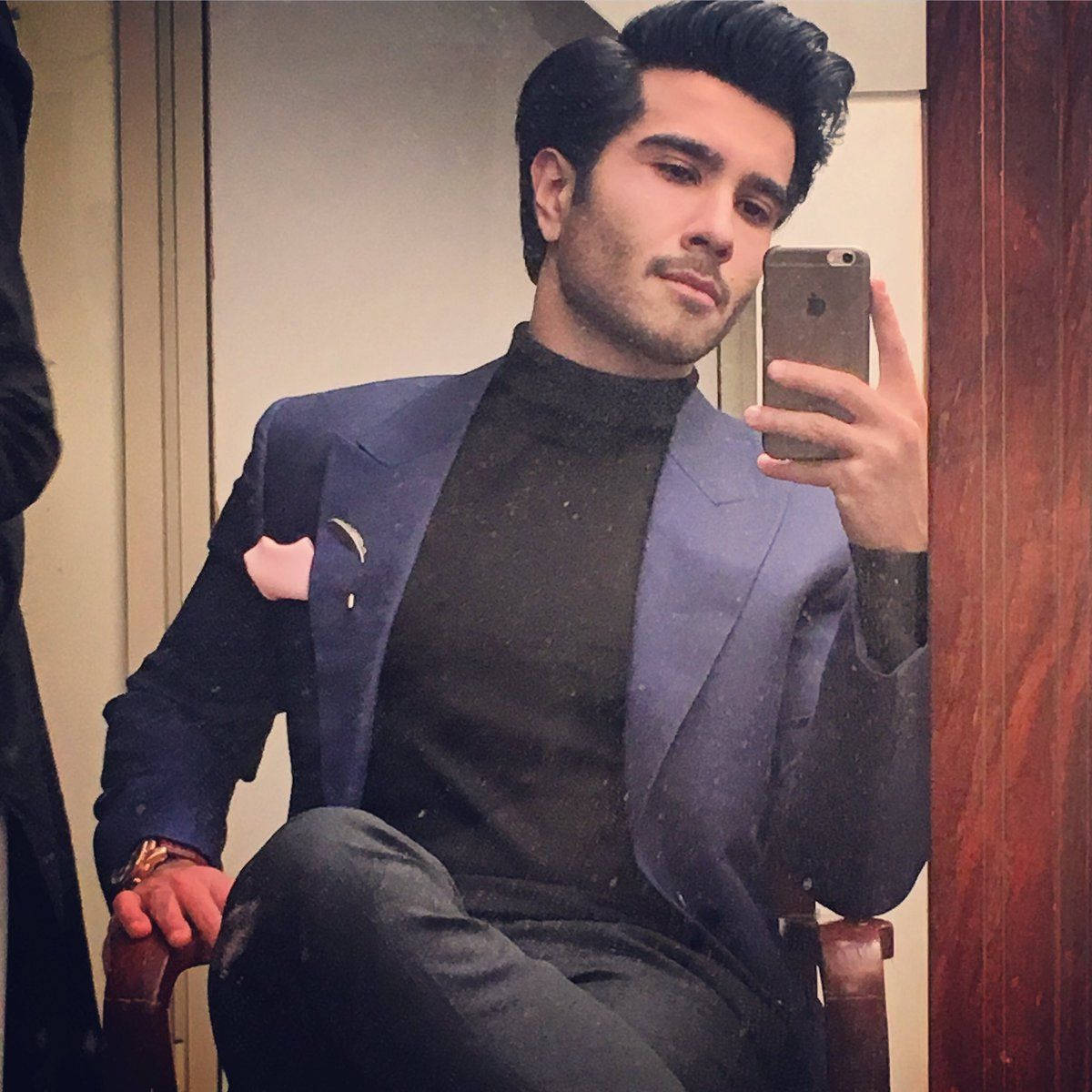 Feroz Khan, navy blazer, black turtleneck, SD Desktop Wallpaper