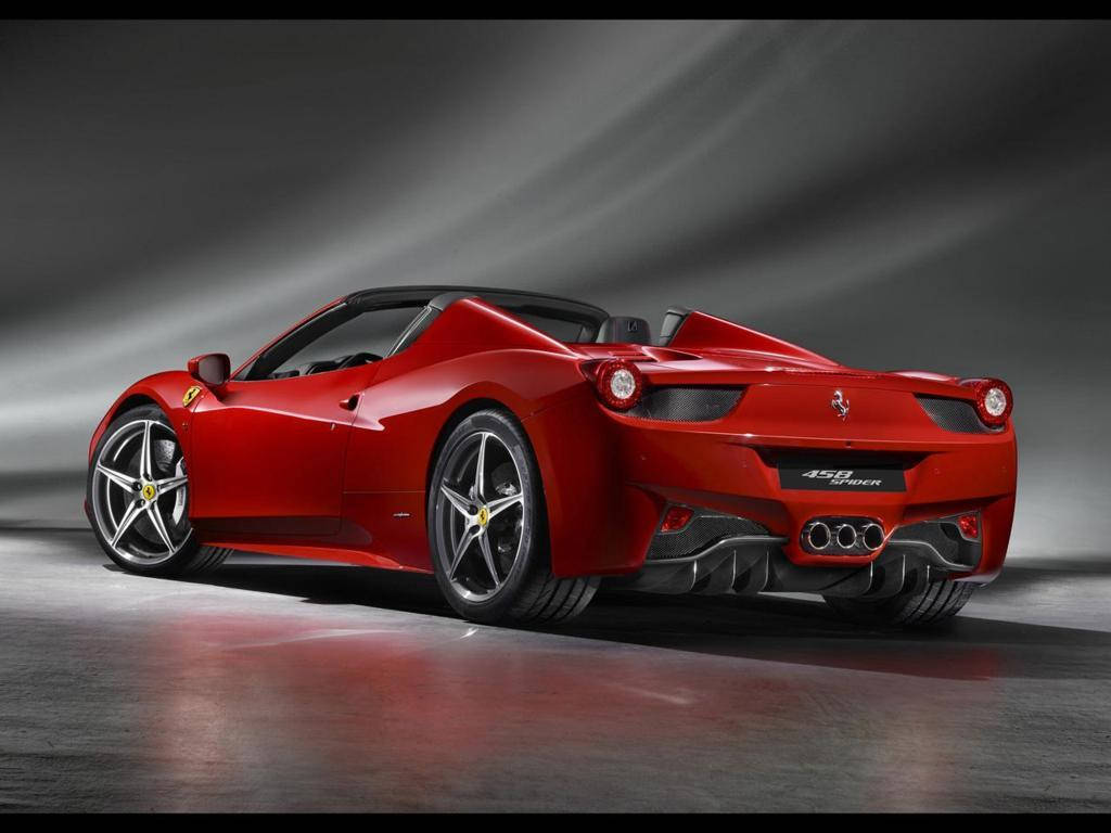 Ferrari 458 Spider, glossy red, studio lighting, SD Desktop Wallpaper