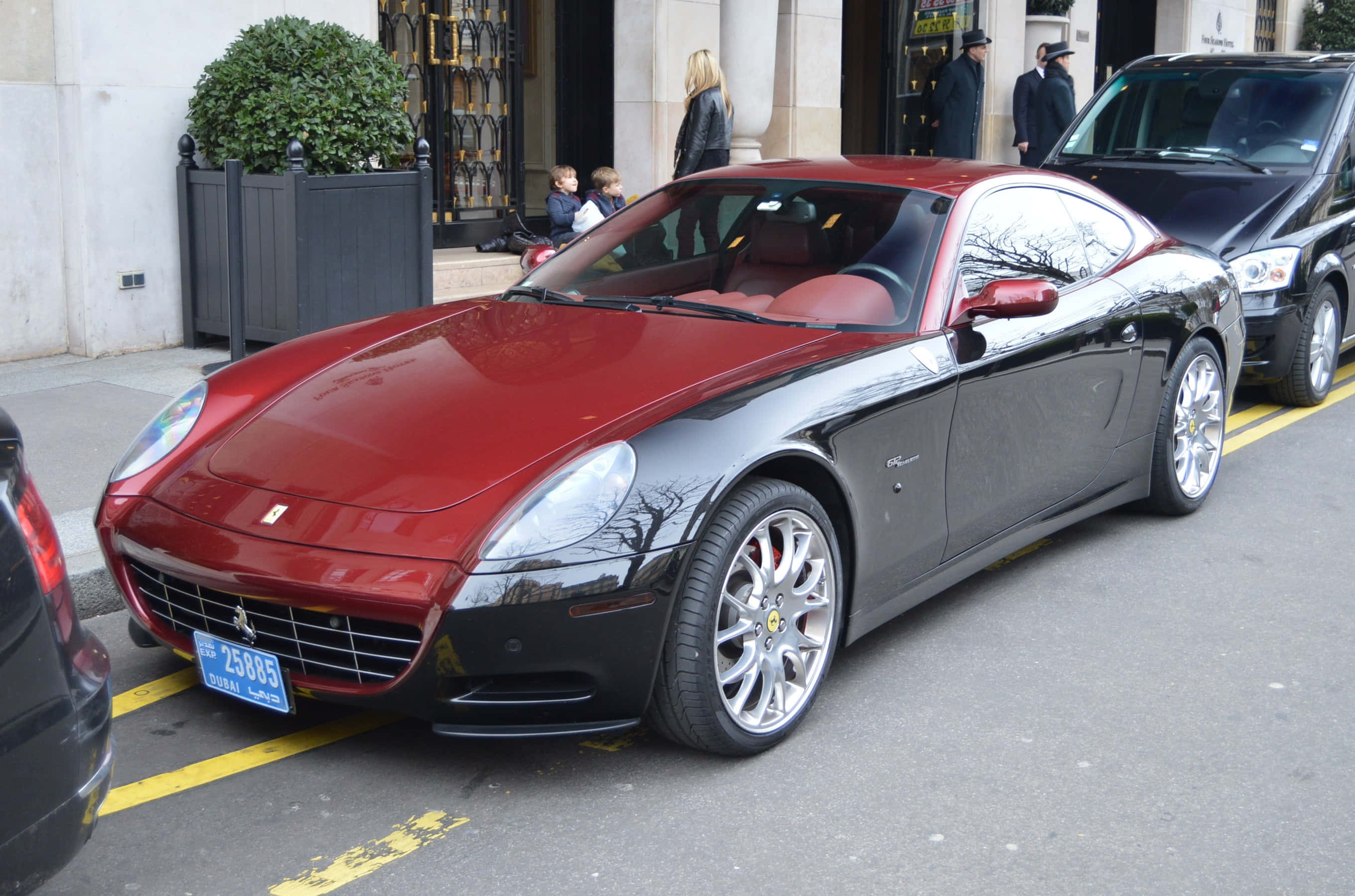 Ferrari 612 Scaglietti, two-tone, city street, 2K Desktop Wallpaper