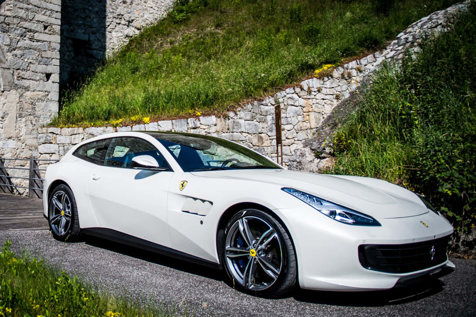 Ferrari GTC4Lusso, white, gravel path, HD Desktop Wallpaper