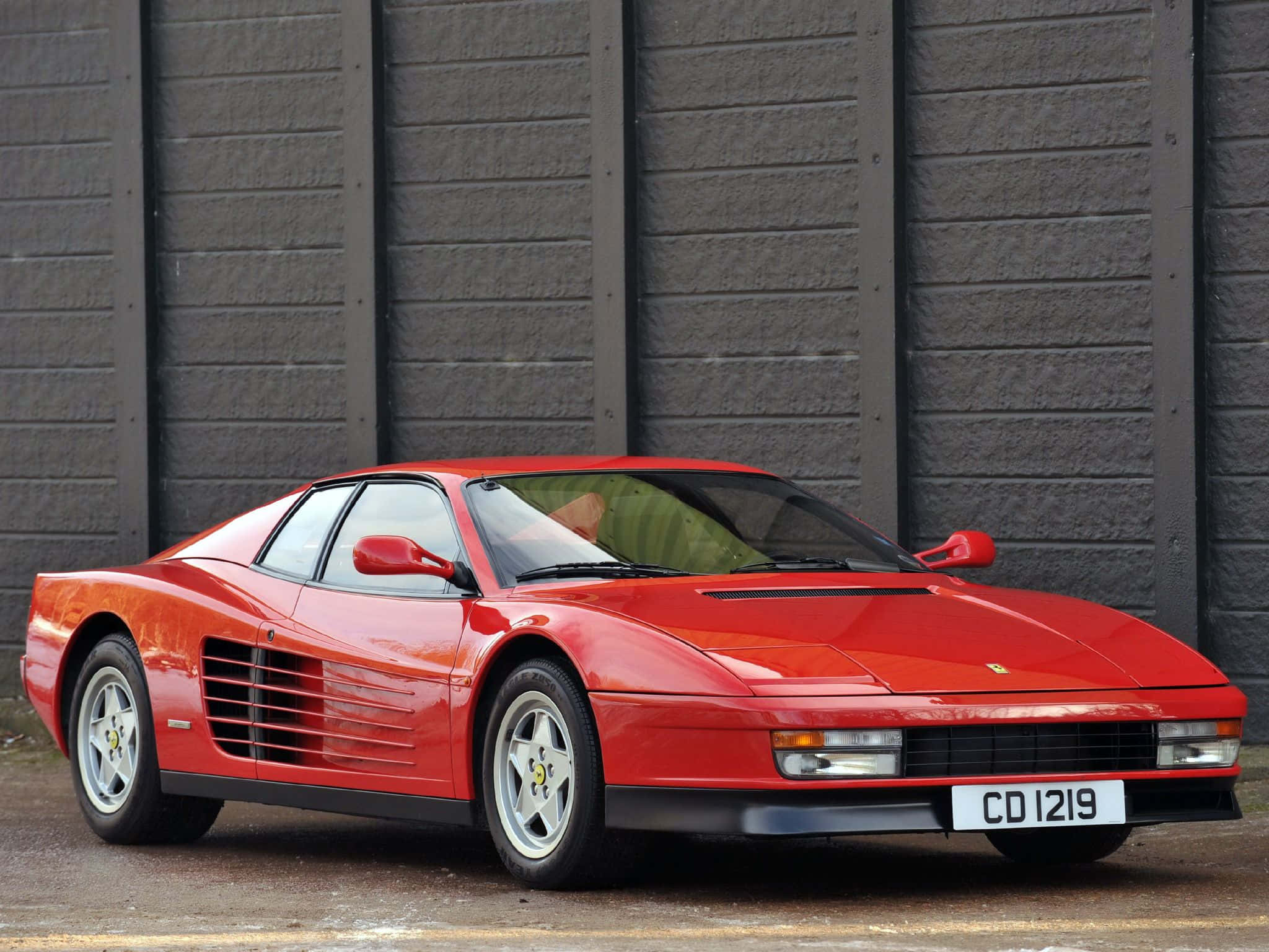 Ferrari Testarossa, vibrant red, daylight, Full HD Desktop Wallpaper