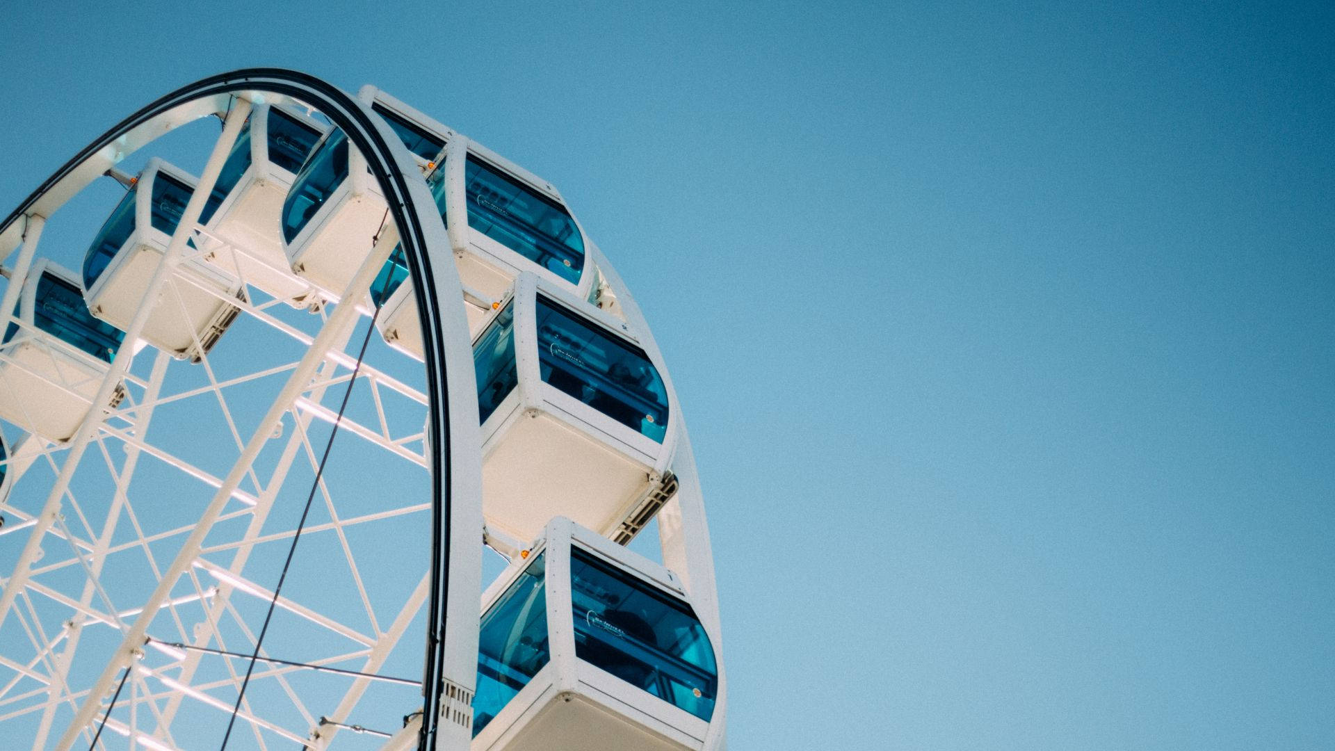 Ferris wheel, white, blue-tinted cabins, Full HD Desktop Wallpaper