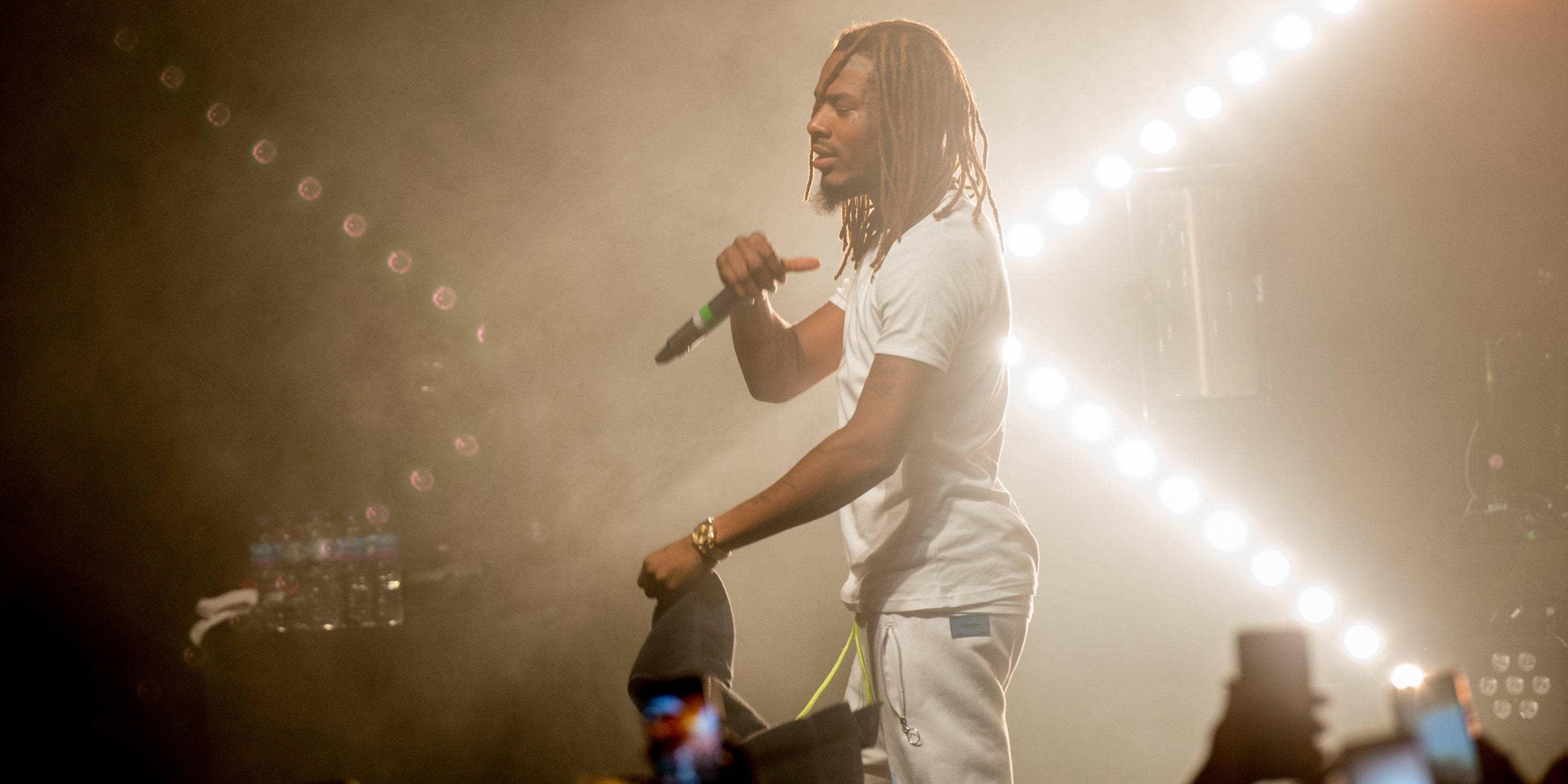 Fetty Wap, dreadlocks, microphone, 2K Desktop Wallpaper