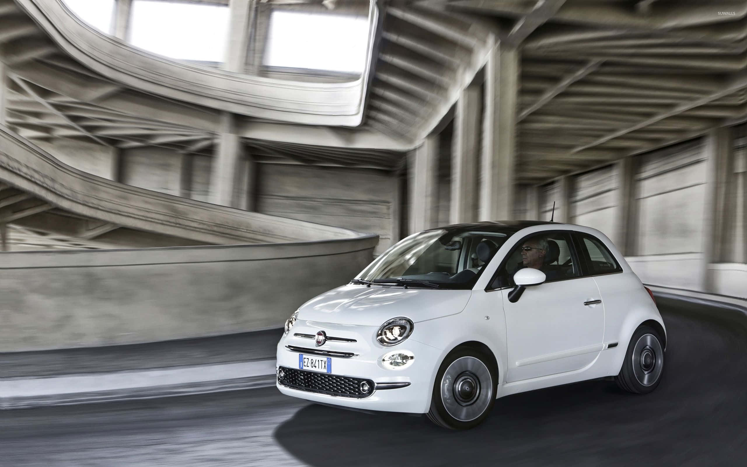 Fiat 500x, white, modern concrete tunnel, 2K Desktop Wallpaper