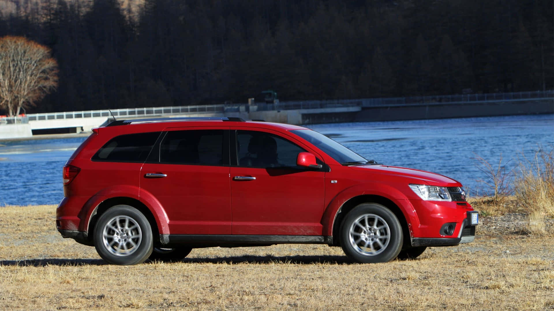 Fiat Freemont, vibrant red, country road, Full HD Desktop Wallpaper