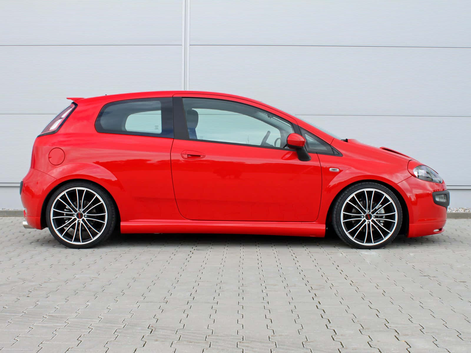 Fiat Grande Punto, vibrant red, black rims, HD Desktop Wallpaper