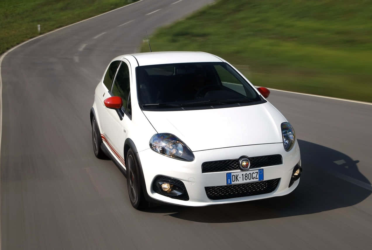 Fiat Punto, white, curving asphalt road, SD Desktop Wallpaper