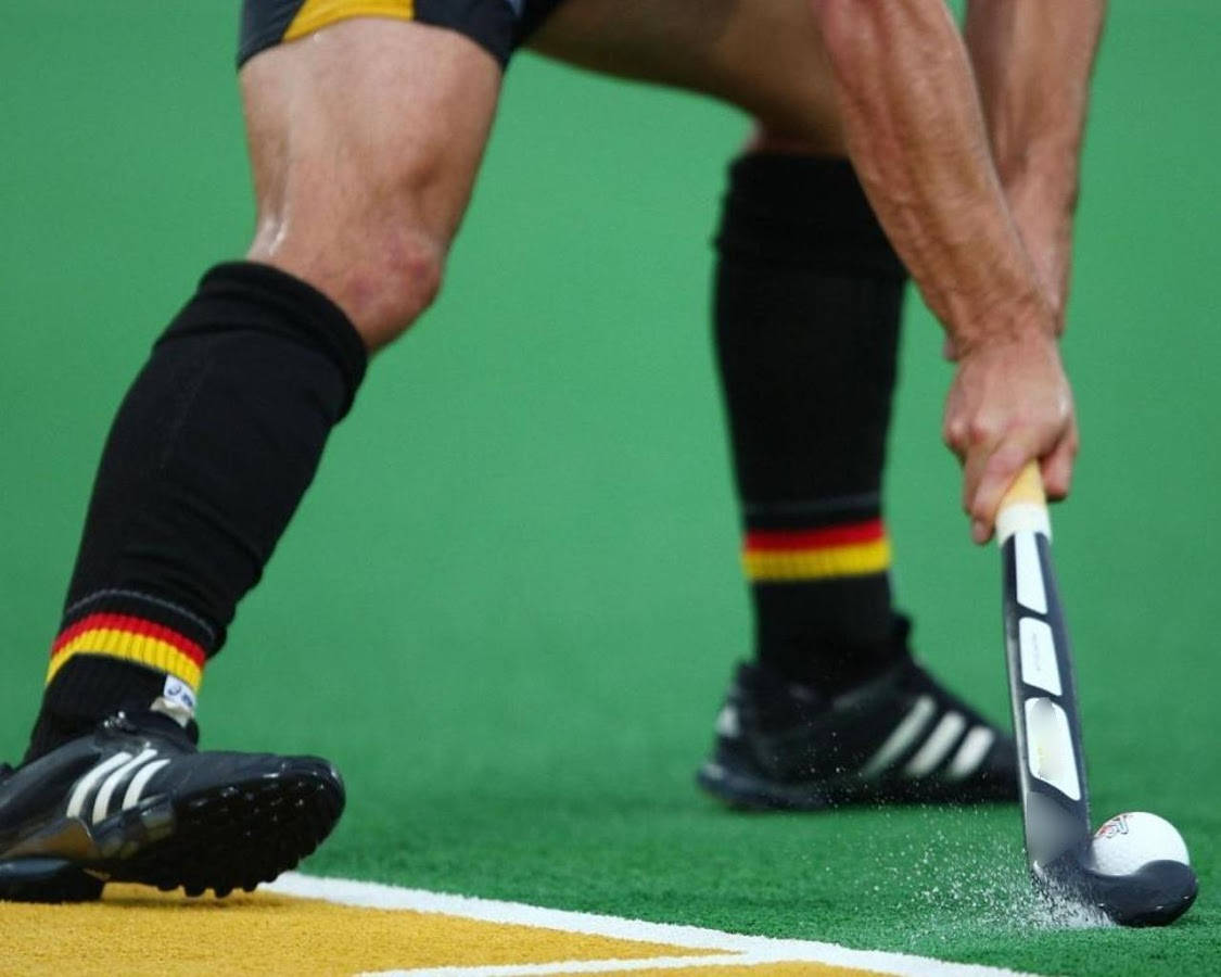 field hockey, black gear, German flag socks, SD Desktop Wallpaper