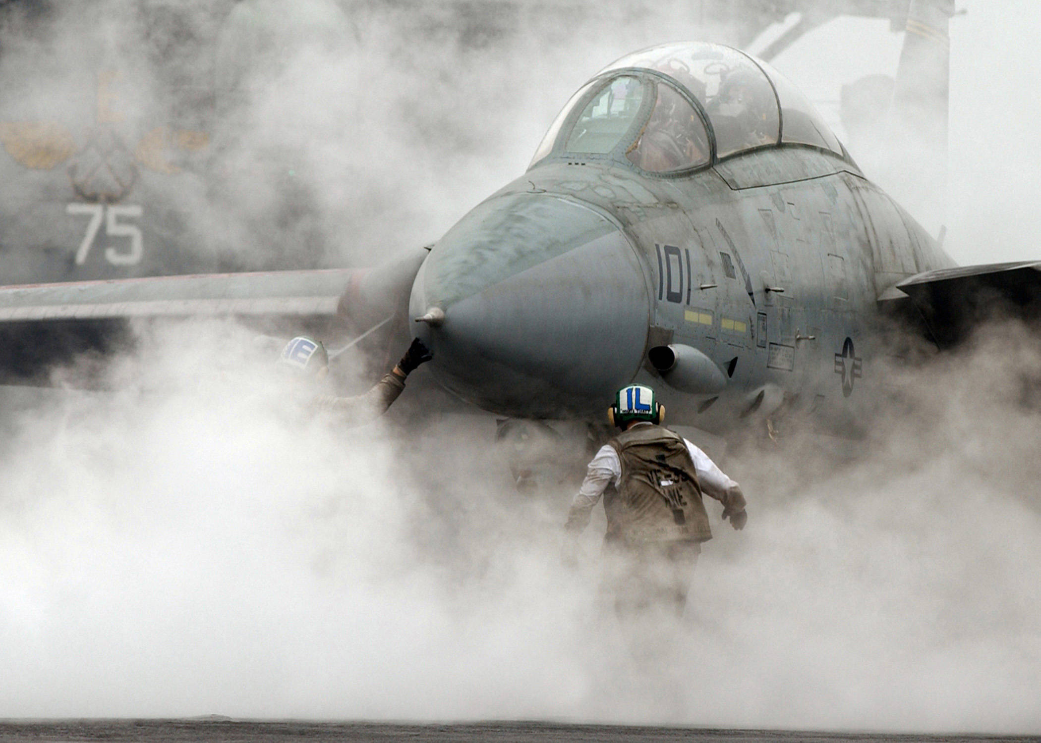 F-14 Fighter Jet, aircraft carrier deck, smoke, Full HD Desktop Wallpaper