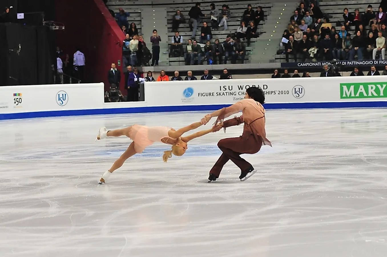 figure skating, 2010 World Championships, dynamic lift, HD Desktop Wallpaper