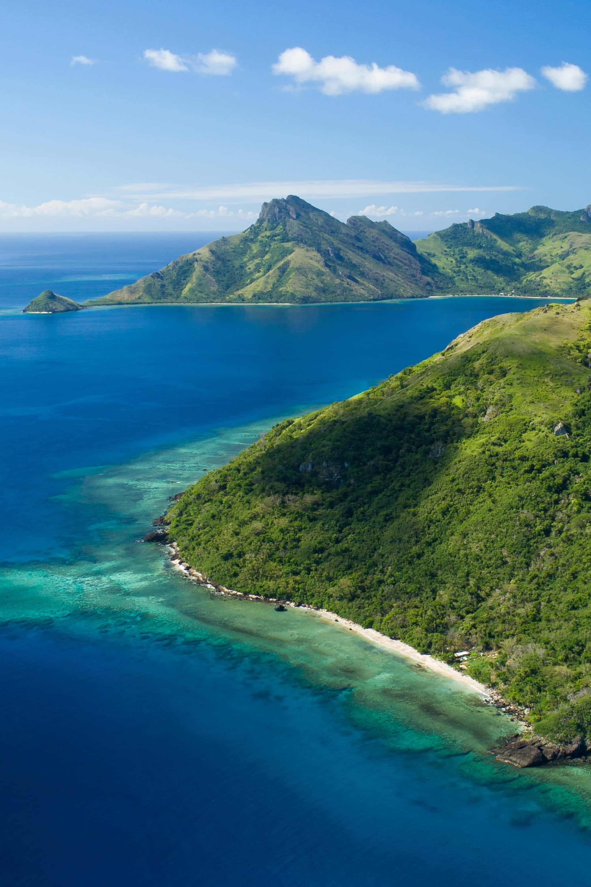 Fiji Beach, turquoise lagoons, deep blue ocean, 2K Phone Wallpaper