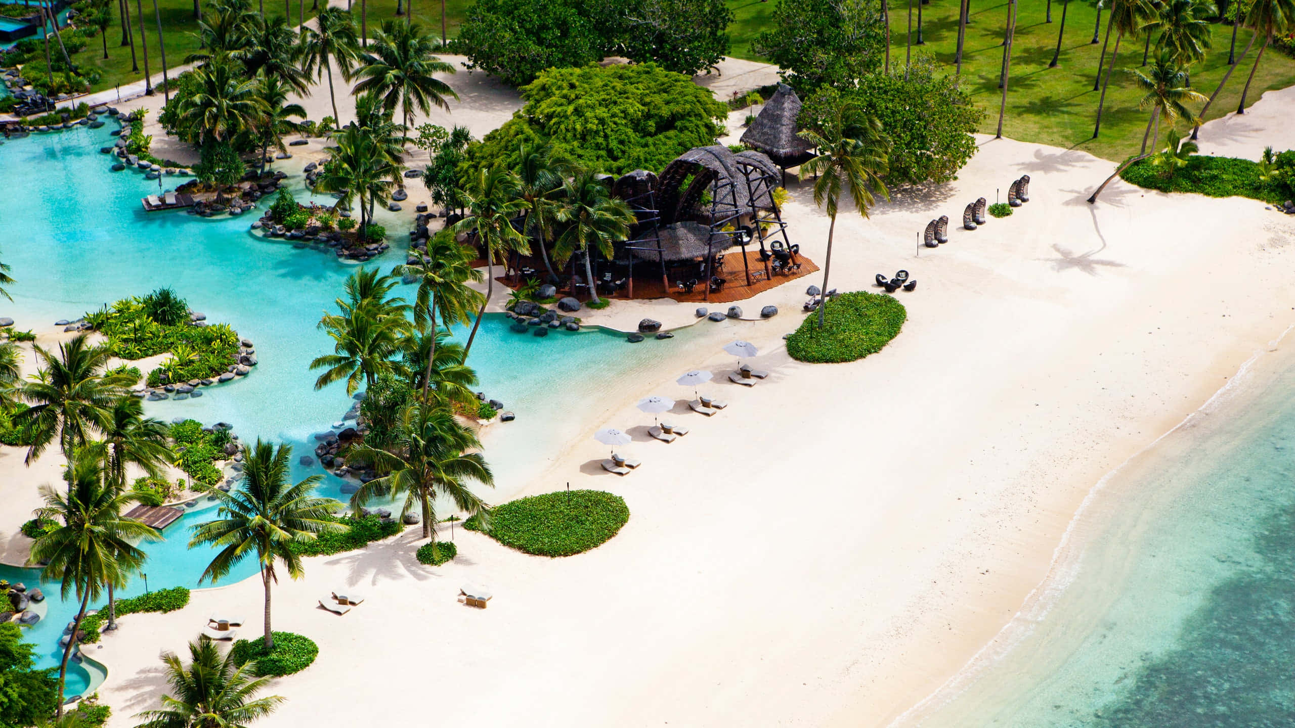 Fiji Beach, 2560 x 1440, turquoise pools, 2K Desktop Wallpaper