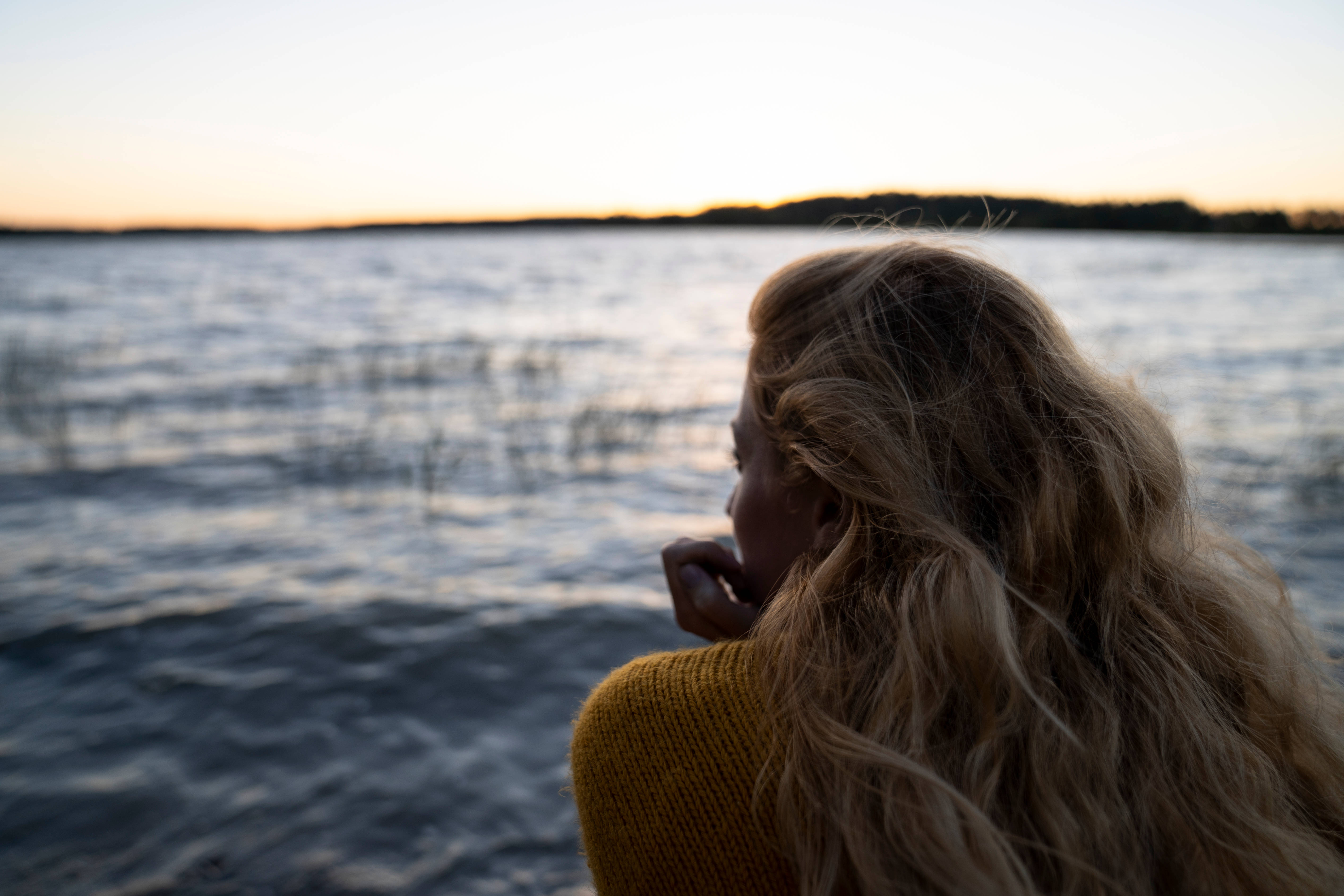 woman, long blonde hair, yellow sweater, 5K Desktop Wallpaper
