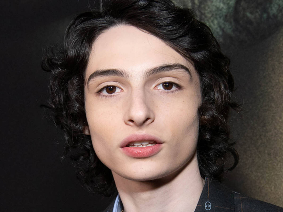 Finn Wolfhard, red carpet, close-up portrait, SD Desktop Wallpaper