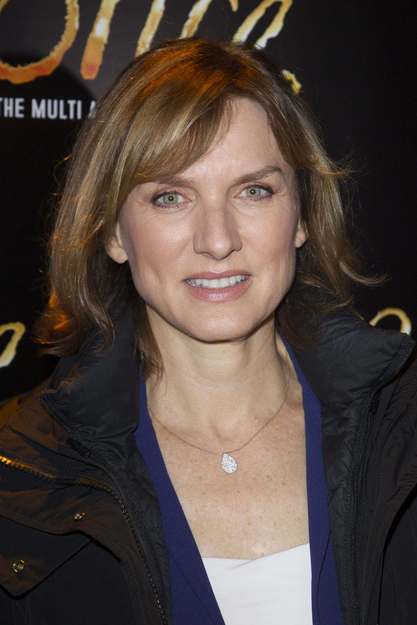 Fiona Bruce, black jacket, blue top, Full HD Phone Wallpaper