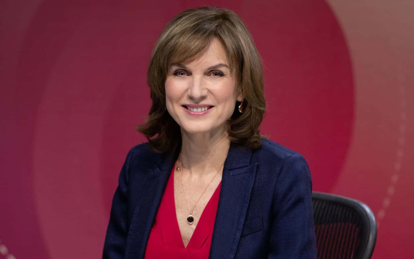 Fiona Bruce, navy blazer, red top, HD Desktop Wallpaper