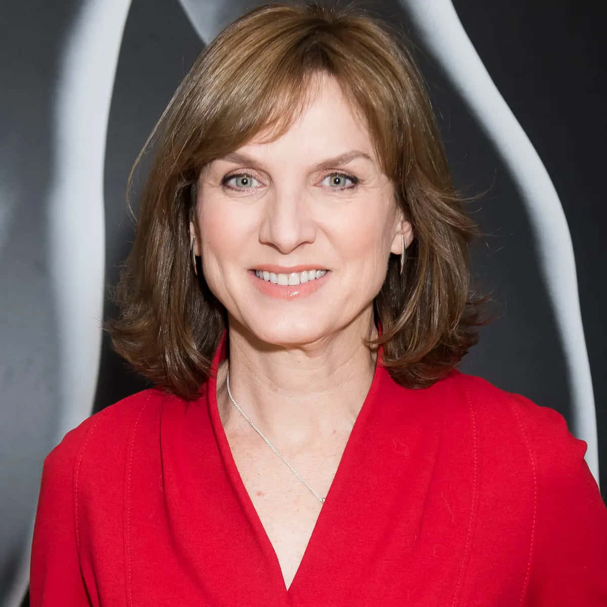 Fiona Bruce, brown hair, green eyes, SD Desktop Wallpaper