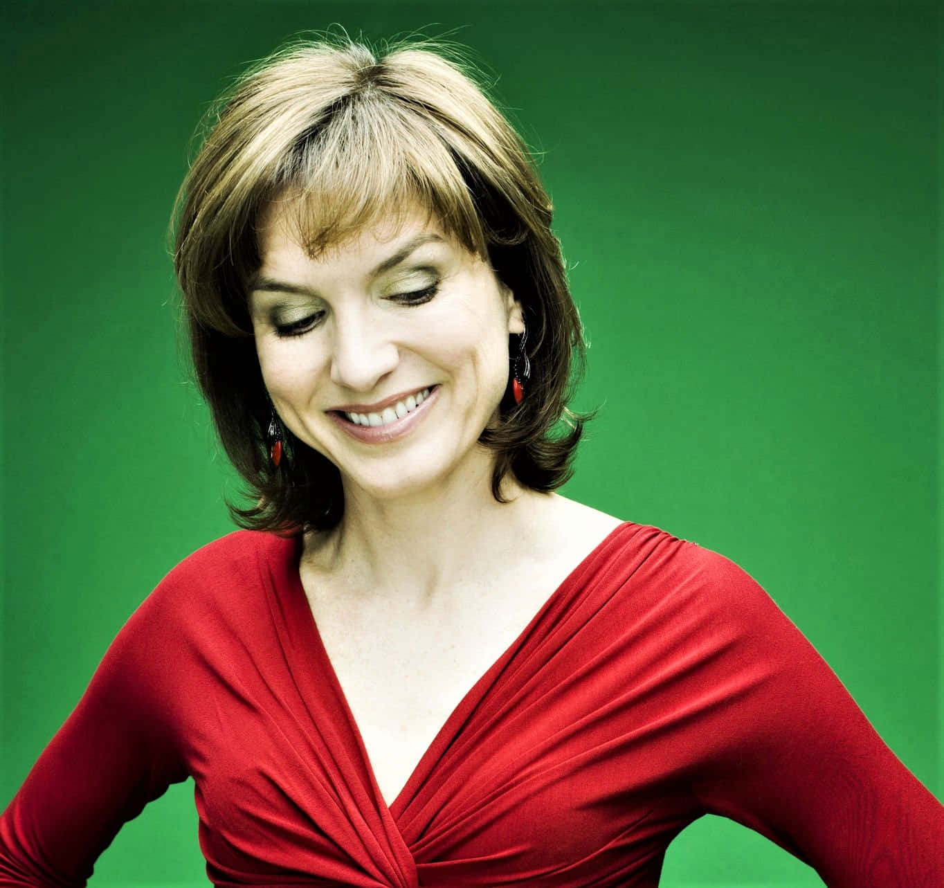 Fiona Bruce, red dress, solid green background, HD Desktop Wallpaper