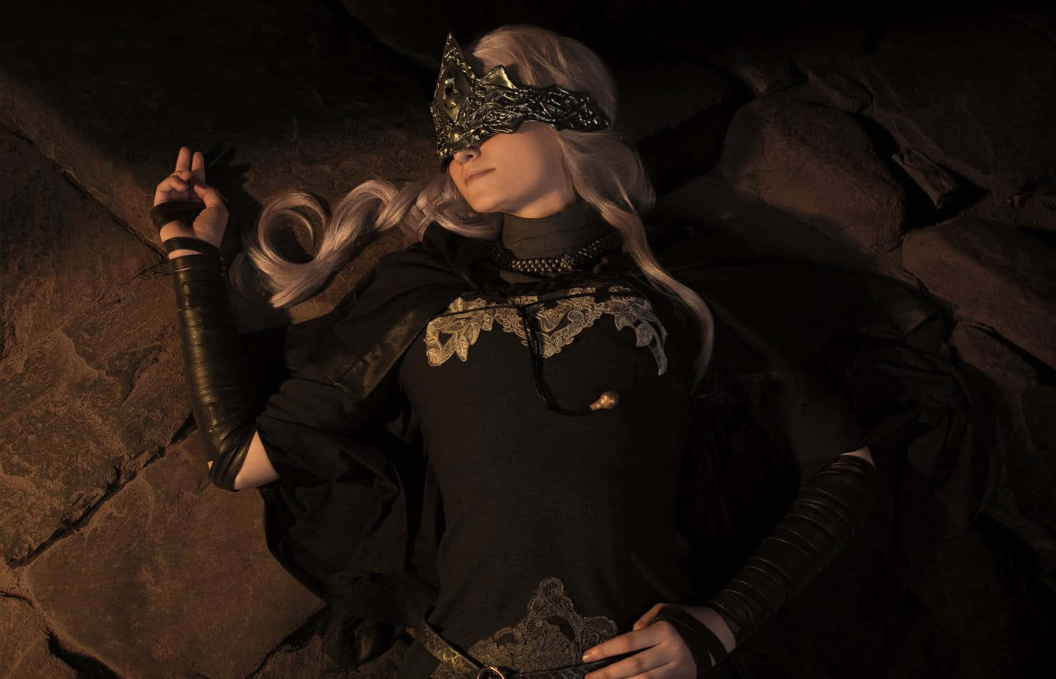 Fire Keeper, silver hair, dim stone crypt, HD Desktop Wallpaper