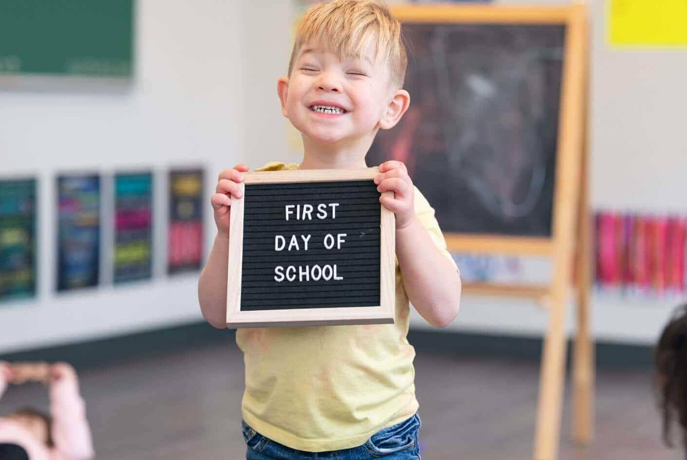 first day of school, classroom, blond hair, HD Desktop Wallpaper