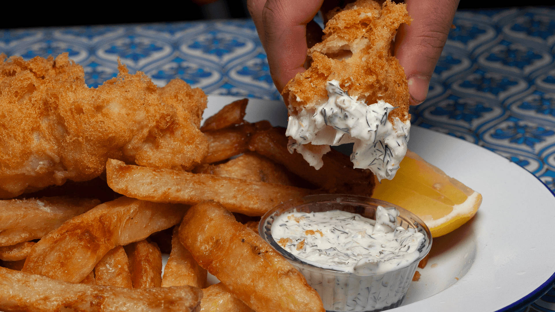 crispy golden fish fillet, creamy dill sauce, thick-cut fries, Full HD Desktop Wallpaper