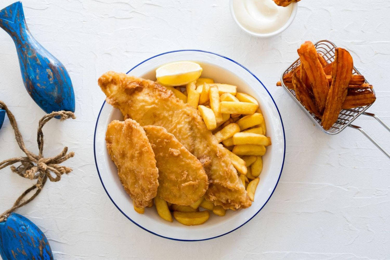 fish and chips, white bowl, lemon wedge, HD Desktop Wallpaper