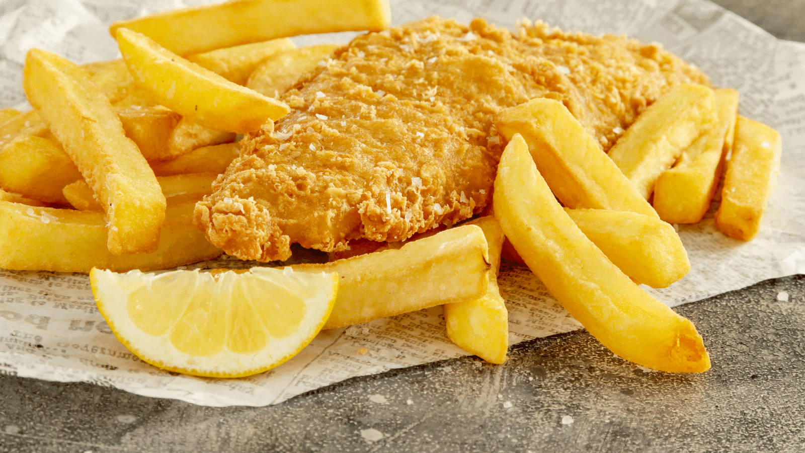 crispy fish and chips, lemon slice, newspaper, HD Desktop Wallpaper